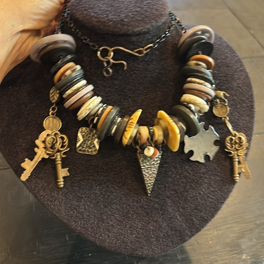 Vintage Unique Charm Chain Multi-Color Button Necklace